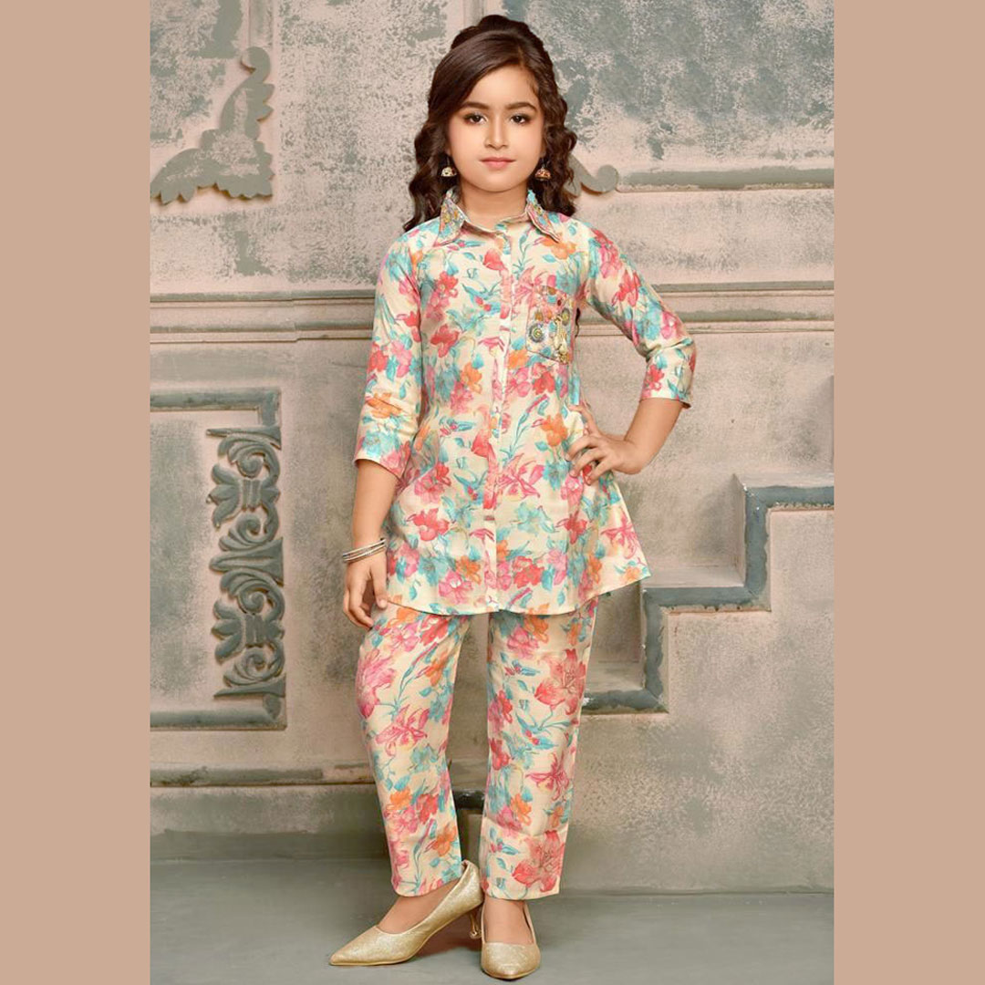 Beautiful trending Dress Winter Friendly Kids Girls Co Ords Sets 1954